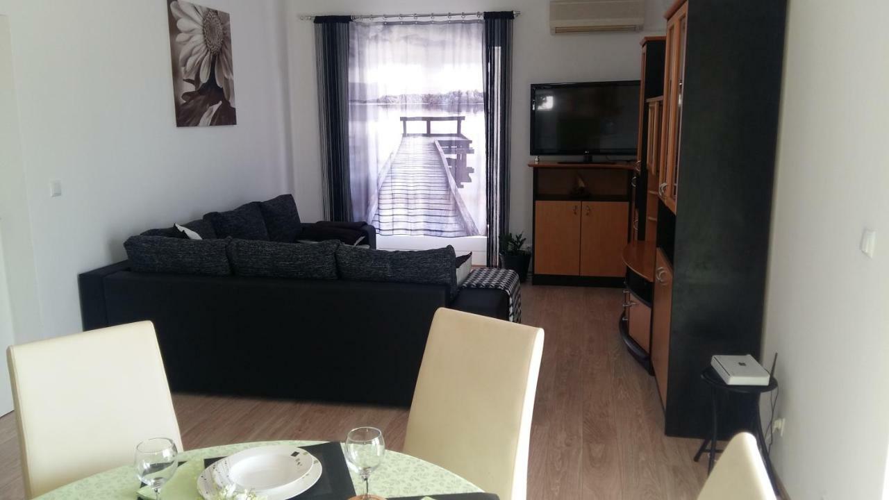 Apartment Ilina Vodice Exterior foto